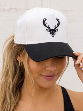 Bucked Up Deer Logo Snapback Hat White Black Adjustable Baseball Cap NWT Unisex